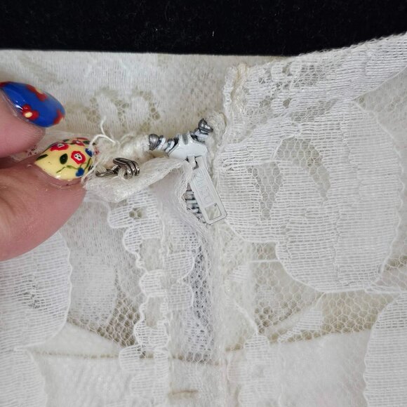 Vintage Lace Wedding Dress 70s Long Sleeve Boho Bridal Gown Cottagecore Small - Picture 13 of 17